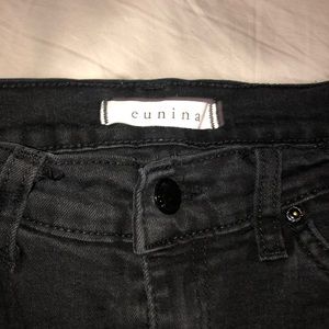 black ripped skinny jeans